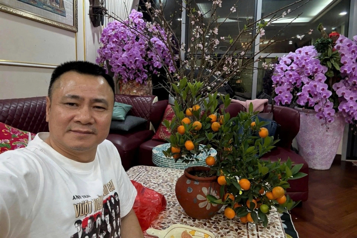 sao viet di cho hoa, trang hoang nha don tet binh ngo hinh anh 1