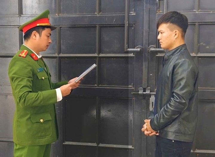 khoi to 2 thanh thieu nien cuop giat tai san cua hoc sinh hinh anh 2