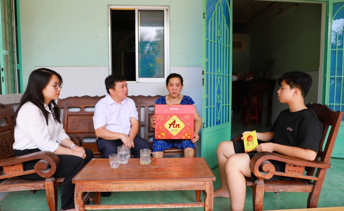 evngenco3 nam thu 4 voi cong tac cham lo cac em hoc sinh mo coi do covid-19 hinh anh 3