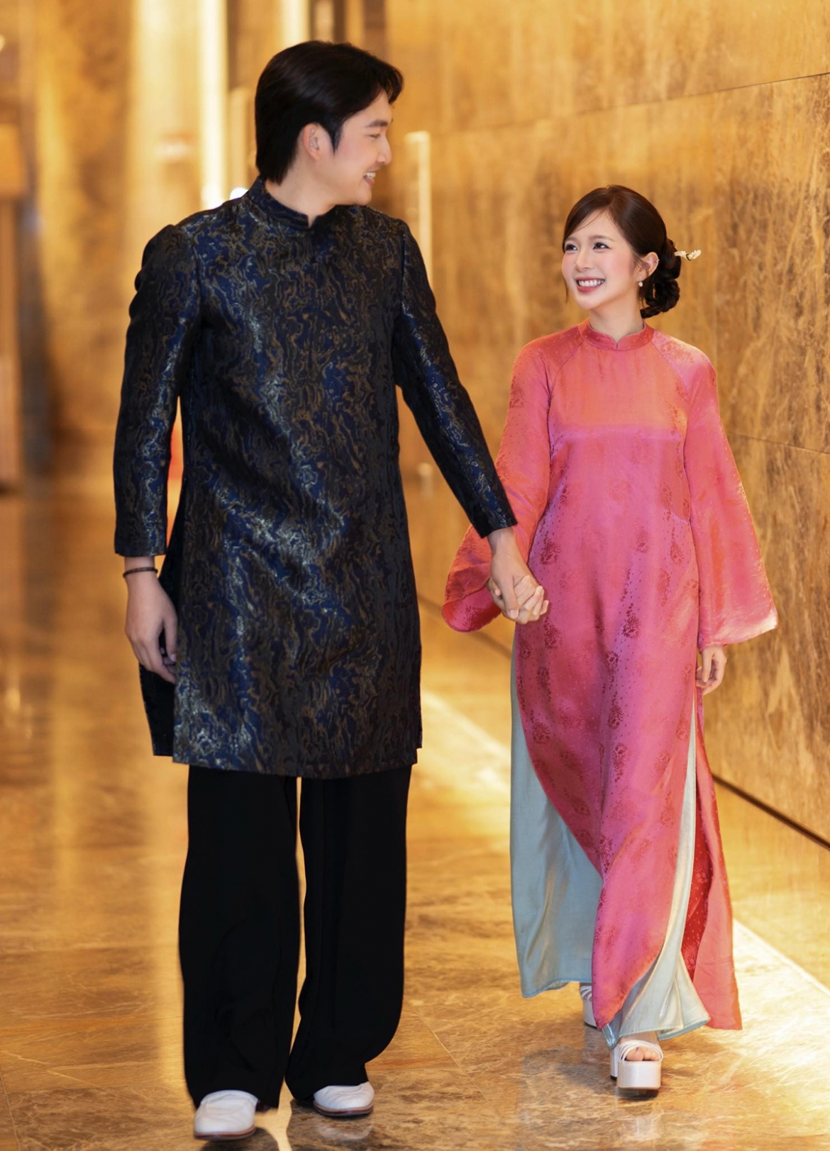sao viet 28 3 nsUt my duyen yeu xa khong cai va de hon nhan ben vung hinh anh 2