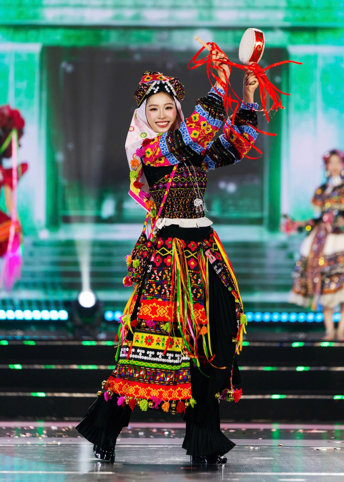 chung khao miss world vietnam 2025 lo dien loat guong mat sang gia hinh anh 4