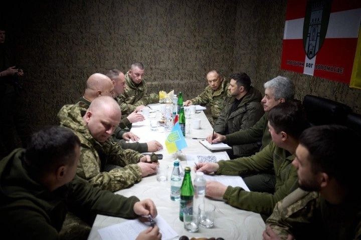 Thăm dò dư luận tại Ukraine về trưng cầu hòa bình và rút quân khỏi Donbass