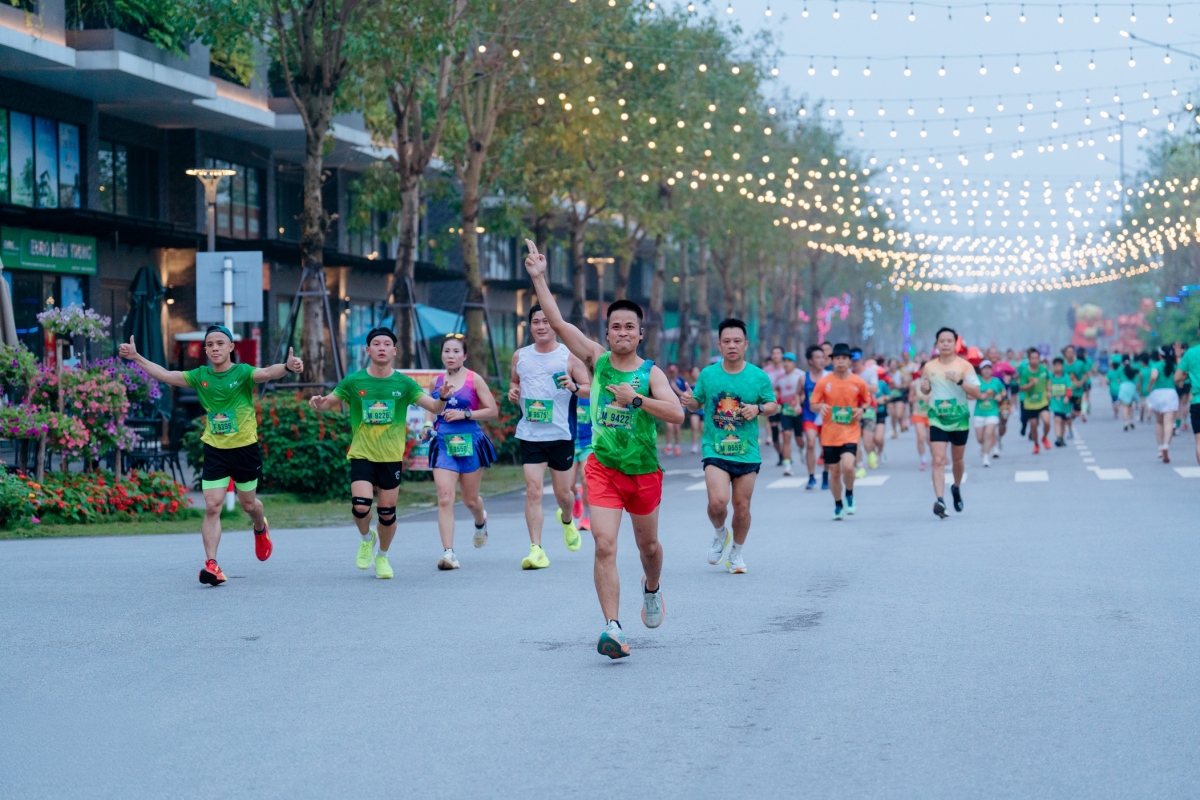 Do thi eco central park - diem den yeu thich cua cong dong song xanh, song khoe hinh anh 2