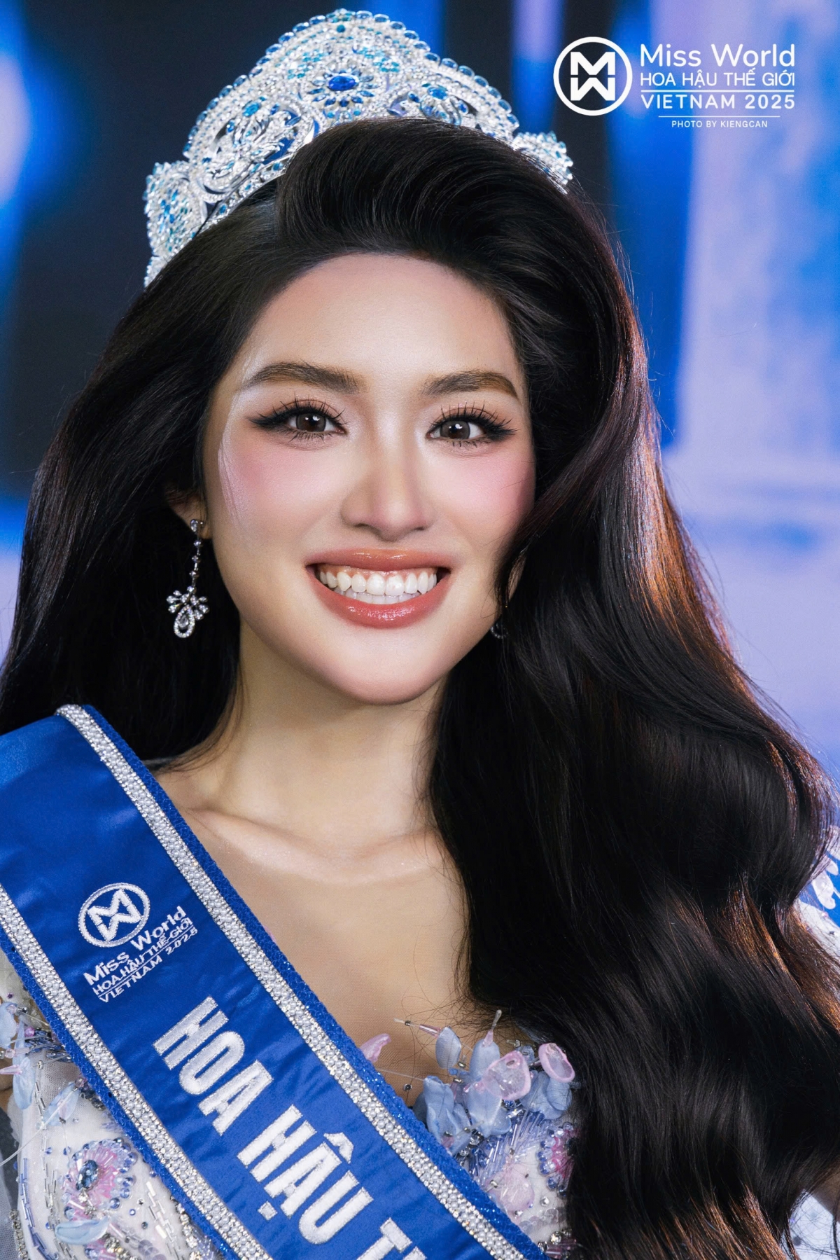 hoc van cua tan hoa hau va hai A hau miss world vietnam 2025 hinh anh 4