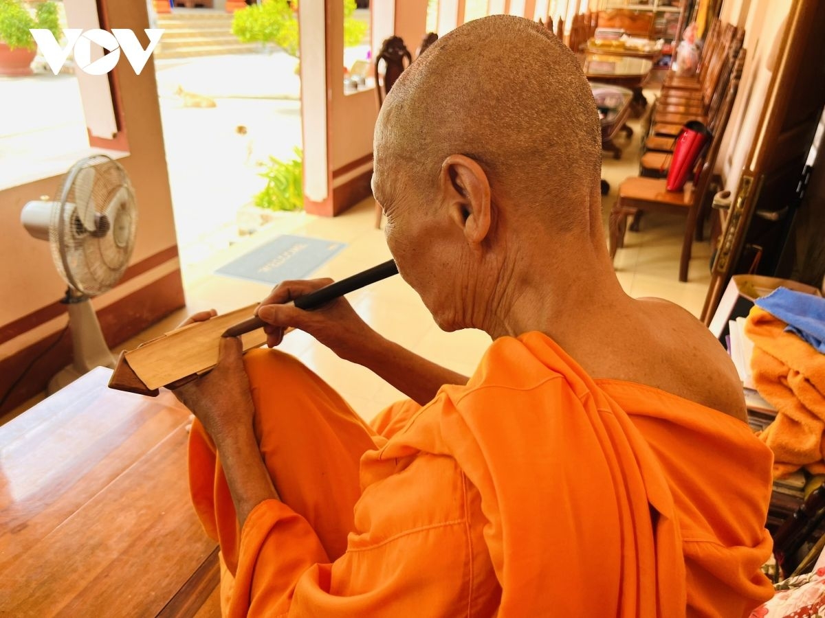 khmer palm-leaf manuscripts a living cultural heritage picture 4