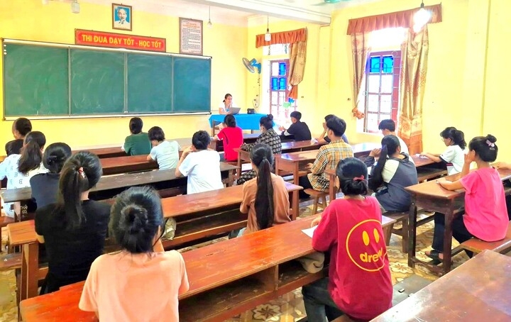 thi lop 10 o nghe an som hon 10 ngay, hon 57.000 thi sinh du thi hinh anh 1