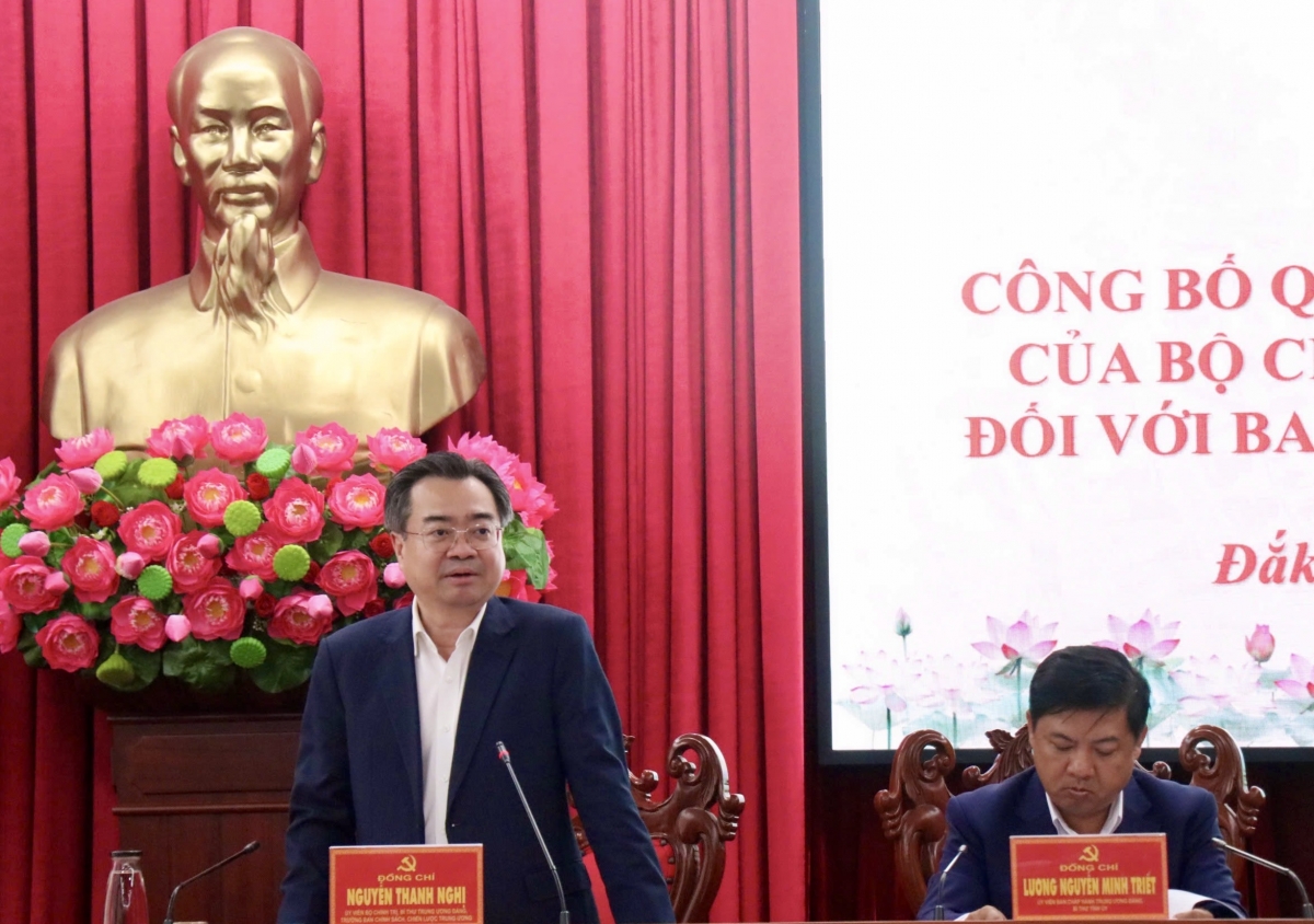 Ông Nguyễn Thanh Nghị, Ủy viên Bộ Chính trị, Bí thư Trung ương Đảng, Trưởng Ban Chính sách-Chiến lược Trung ương, Trưởng Đoàn phát biểu tại hội nghị.