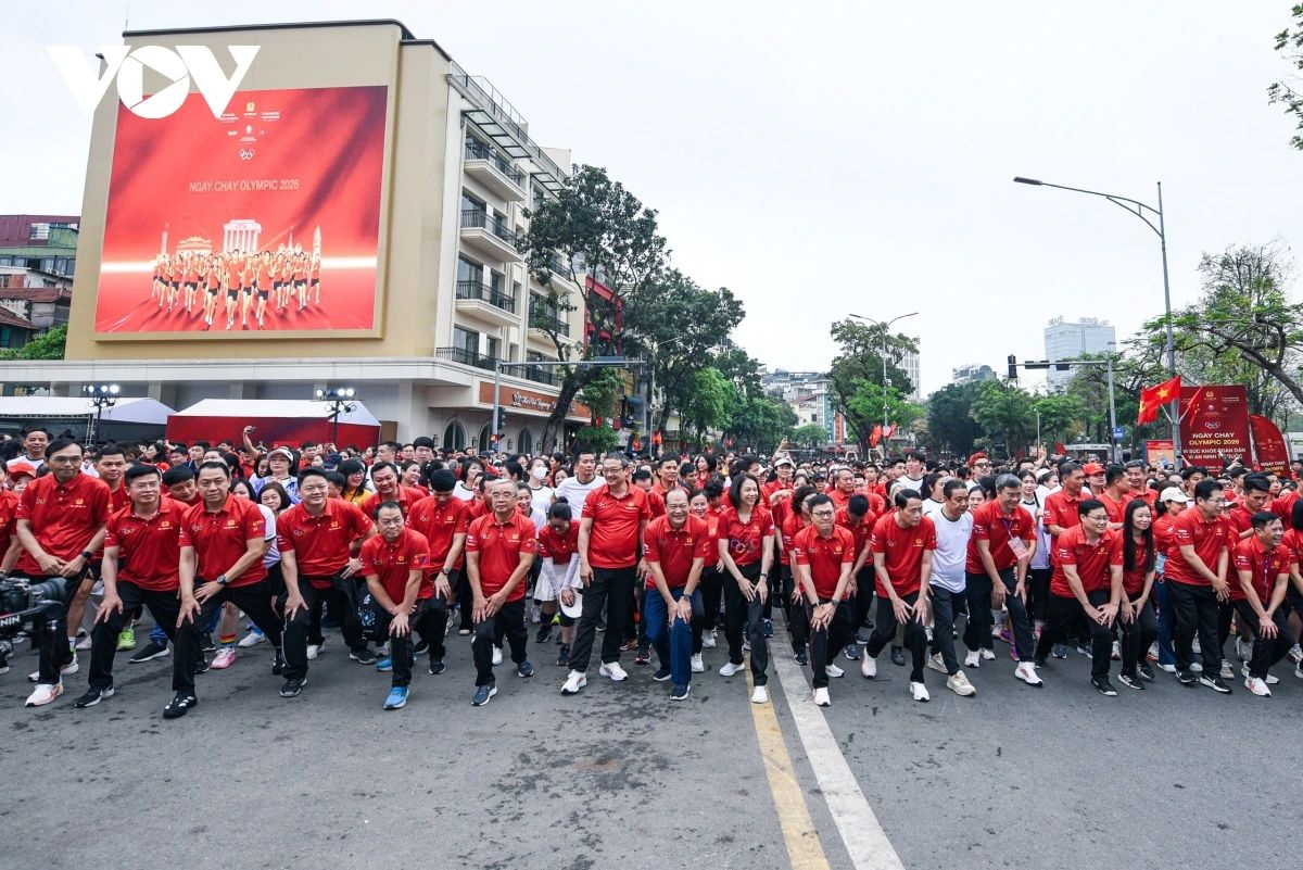 over 1.2 million join largest-ever olympic run for public health in vietnam picture 6