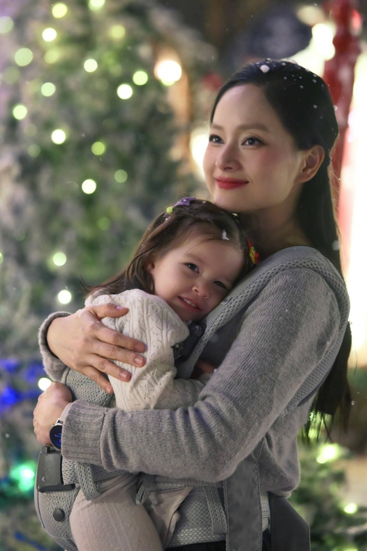 sao viet 6 3 hoa minzy tinh tu ben chang trai mac quan phuc hinh anh 2