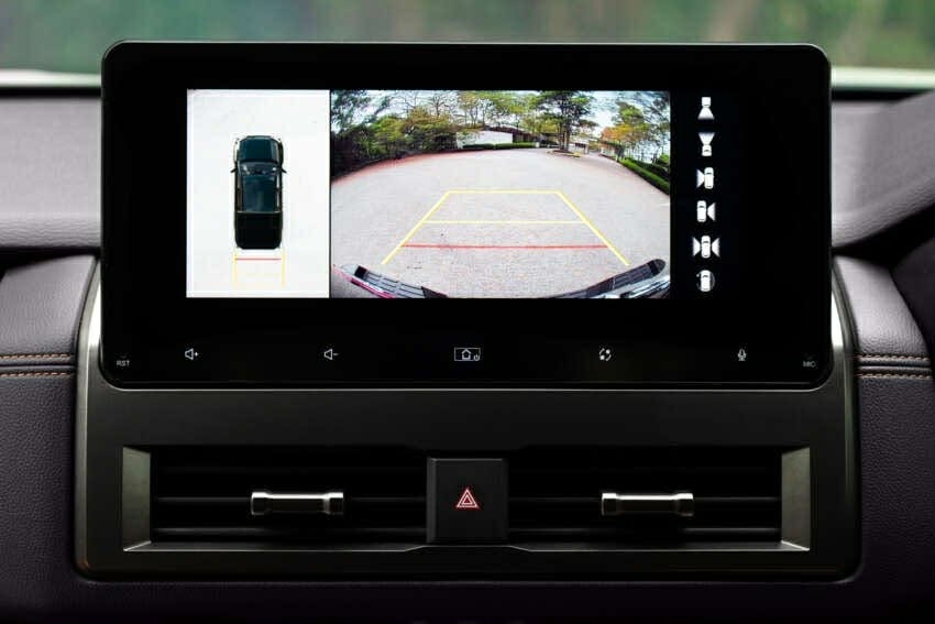 mitsubishi triton championship edition trinh lang ky niem chien thang axcr hinh anh 4