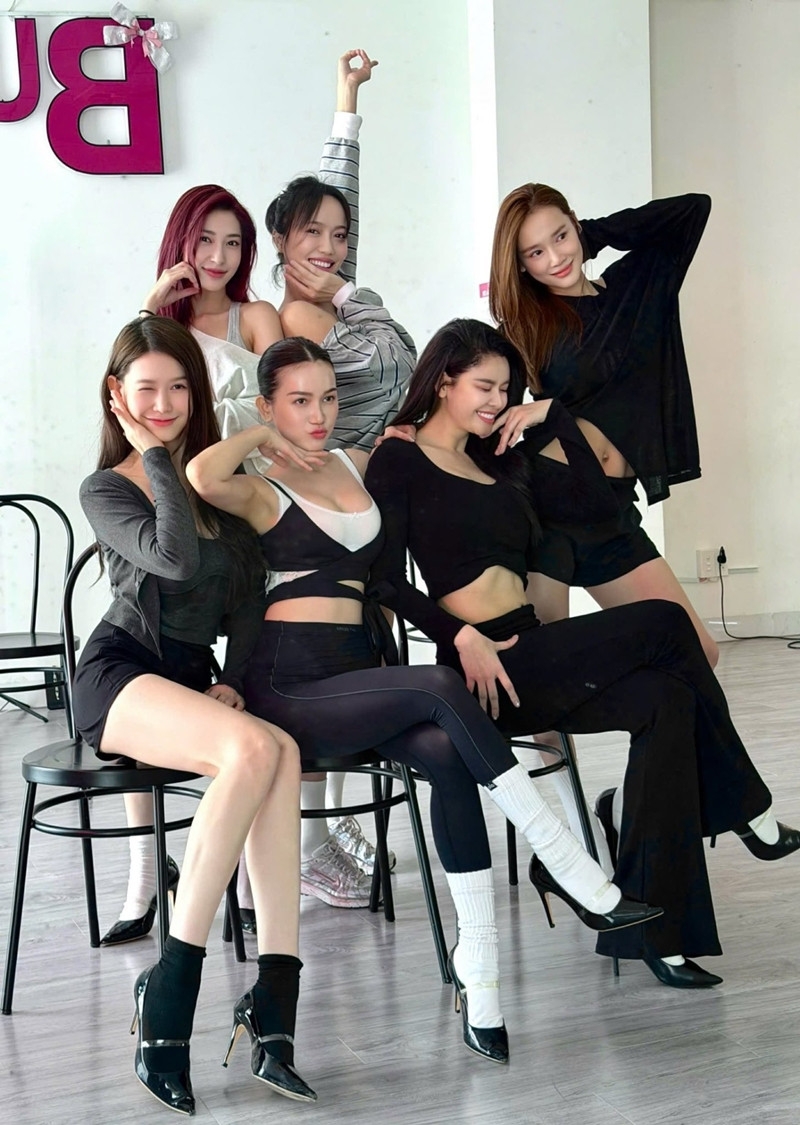 sao viet 20 3 vo chong h hen nie khoe con gai dang yeu tron 6 thang tuoi hinh anh 7