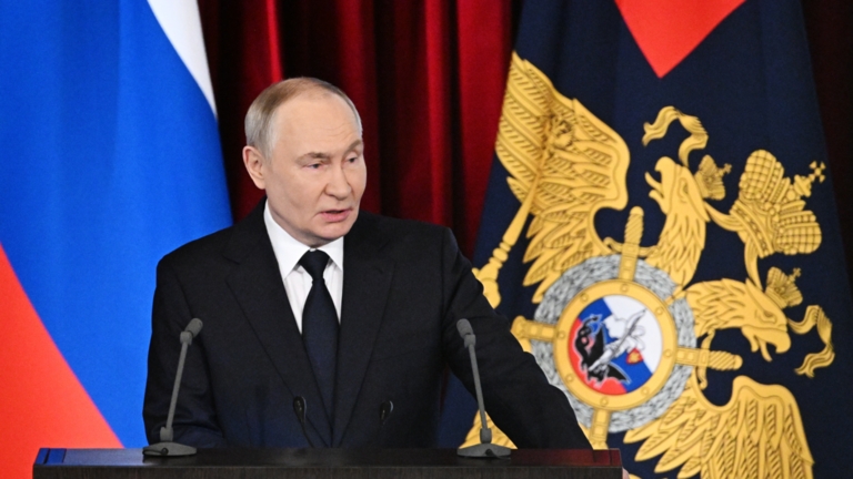 Ong putin len an vu tan cong tau lng cua nga o Dia trung hai la hanh vi khung bo hinh anh 1