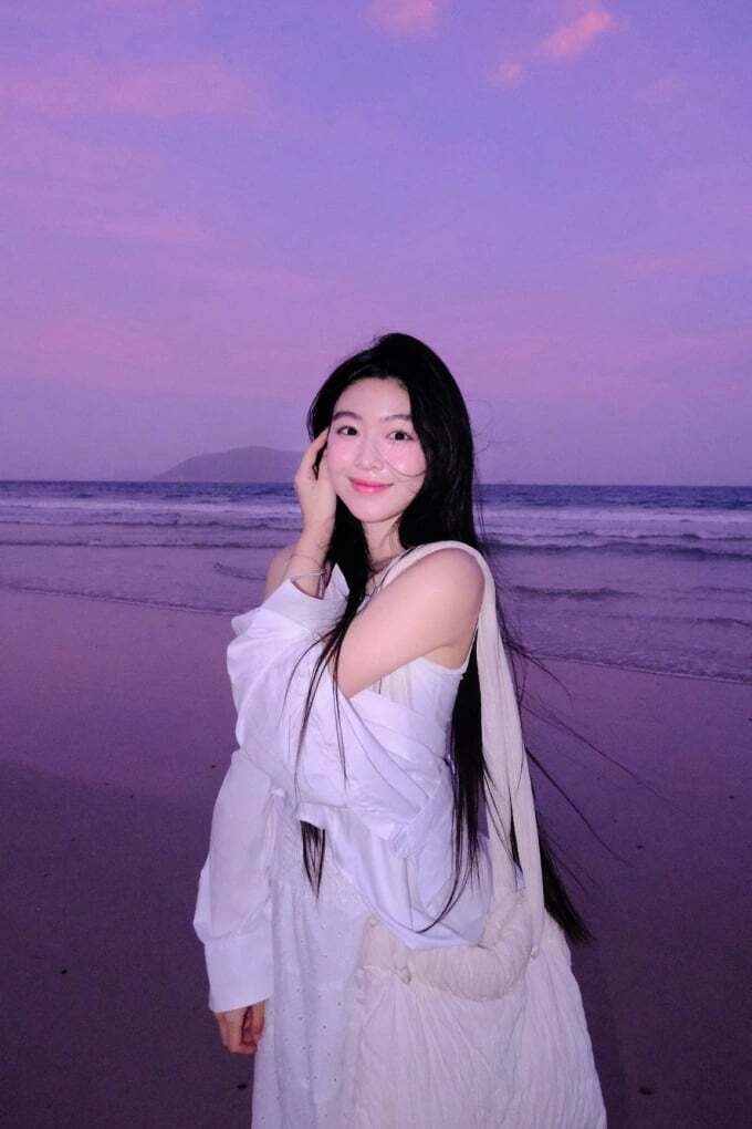 sao viet 6 3 hoa minzy tinh tu ben chang trai mac quan phuc hinh anh 7