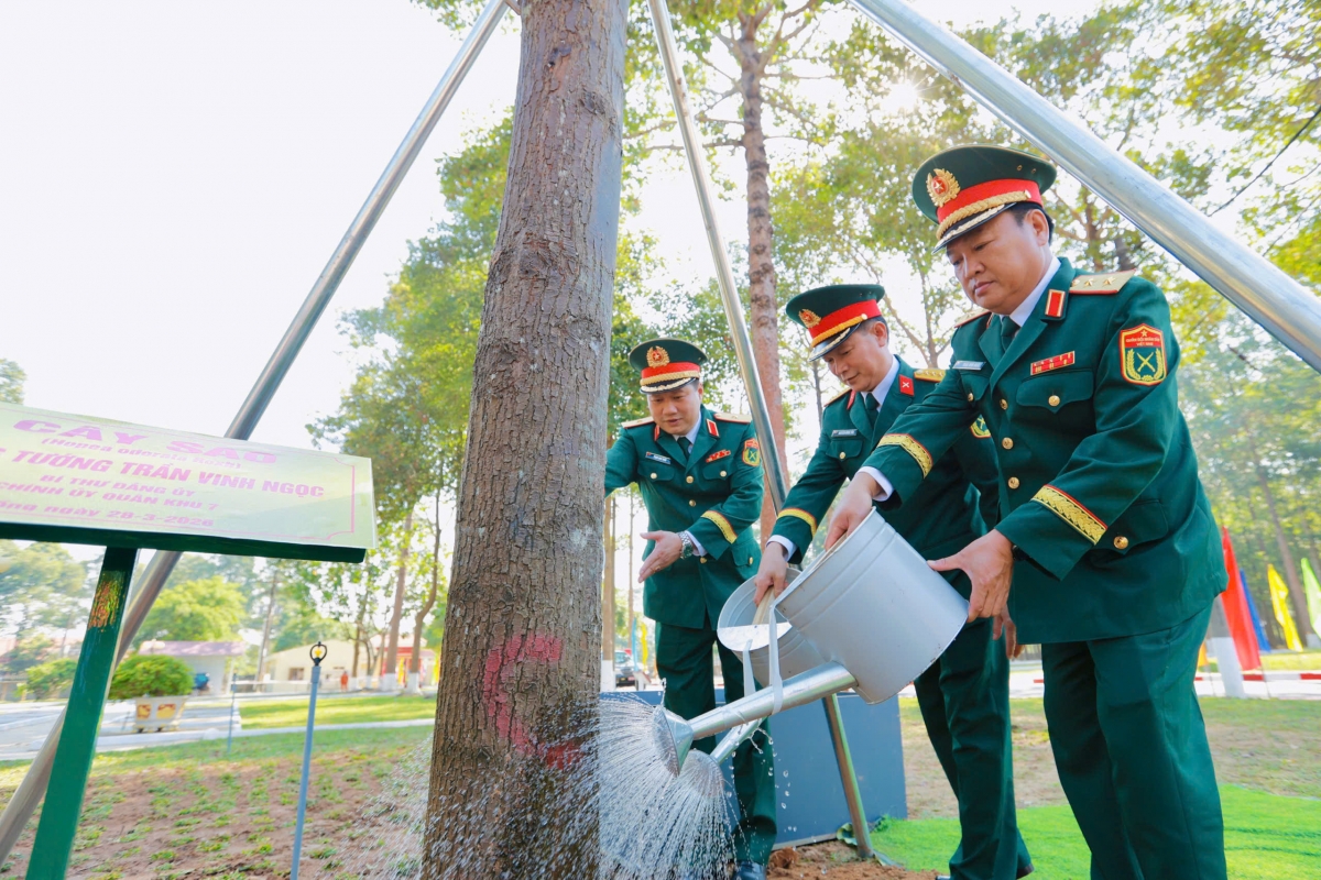 truong thieu sinh quan mien nam dac biet quan tam tre mo coi do covid-19 hinh anh 7