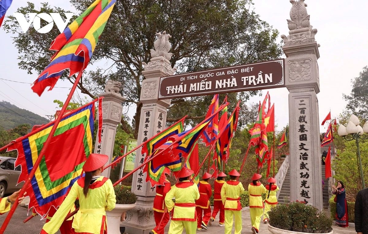 thai mieu temple festival - a journey to vietnam s royal ancestral land picture 8