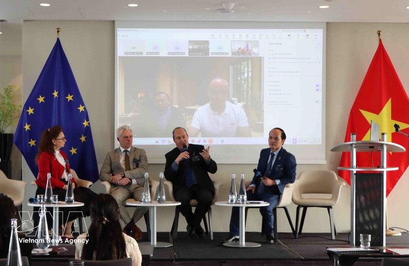 ov intellectuals in europe step up ai cooperation with vietnam picture 1