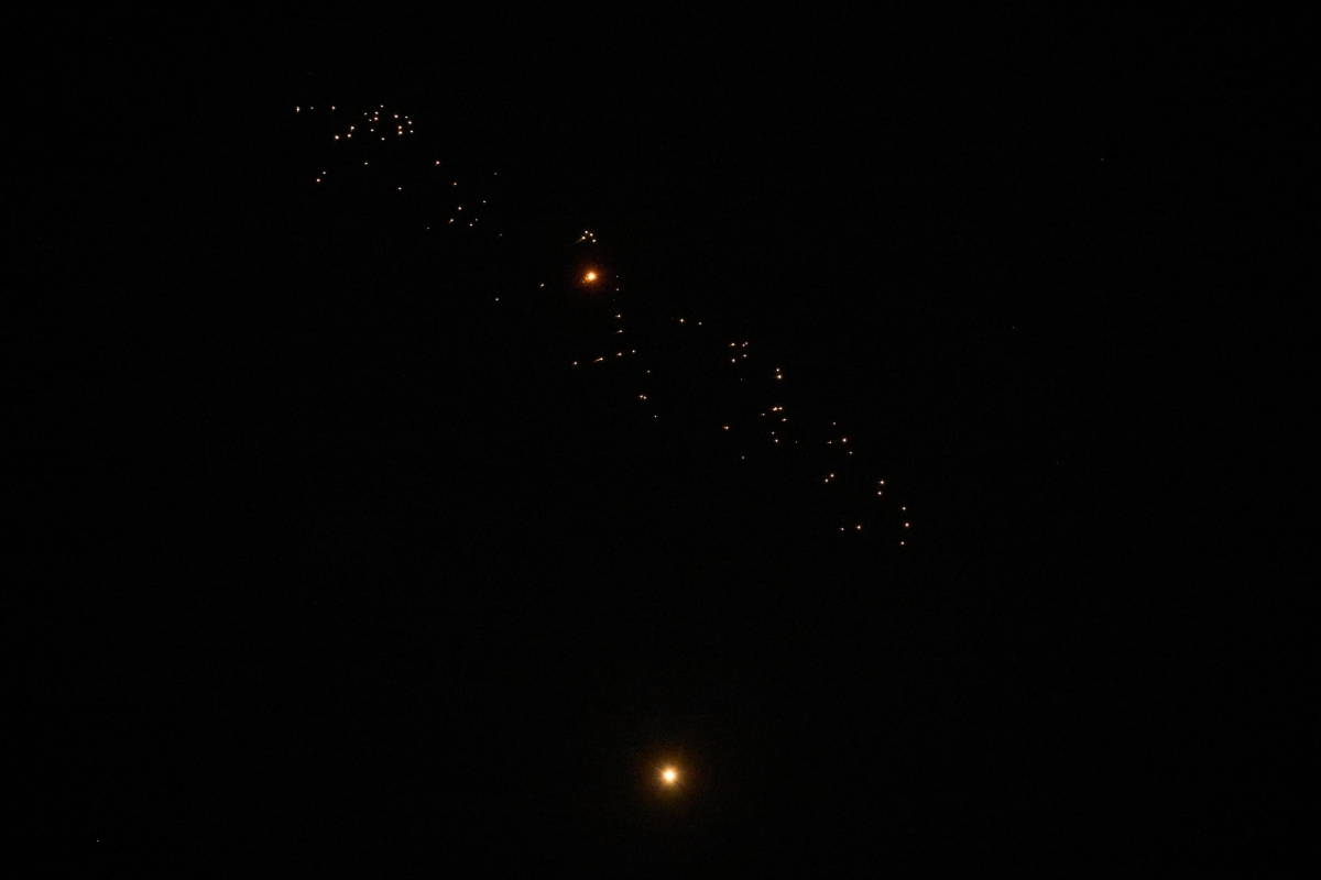 iran canh bao dap tra khien doi phuong hoi tiec sau cai chet cua ali larijani hinh anh 1