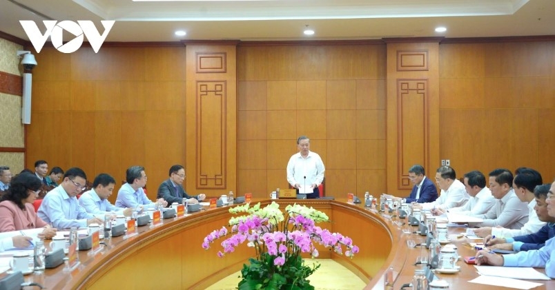 party leader stresses gradual rebalancing of trade while maintaining growth picture 1