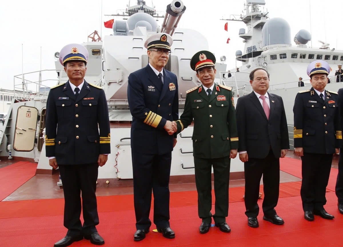 vietnam and china navies launch 40th joint patrol in gulf of tonkin picture 1