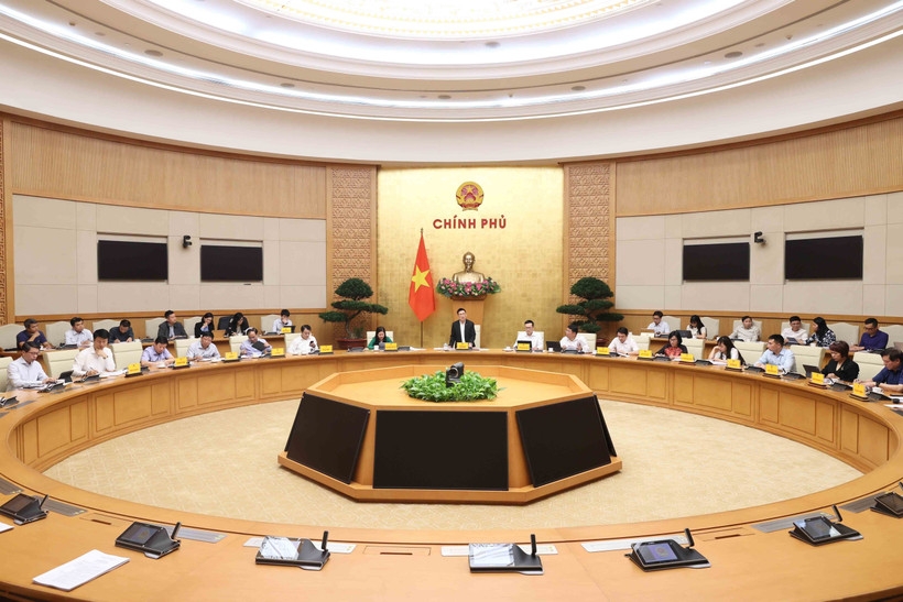 deputy pm chairs meeting of steering committee for anti-money laundering picture 1