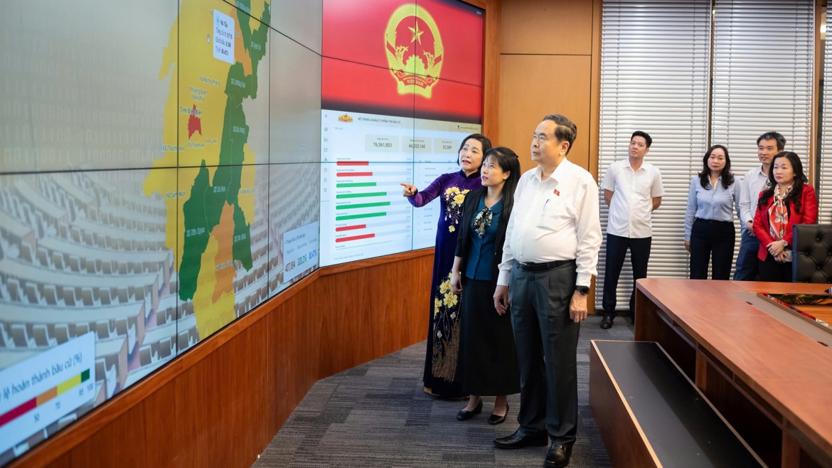 van phong hoi dong bau cu quoc gia 99,68 cu tri ca nuoc da tham gia bau cu hinh anh 1