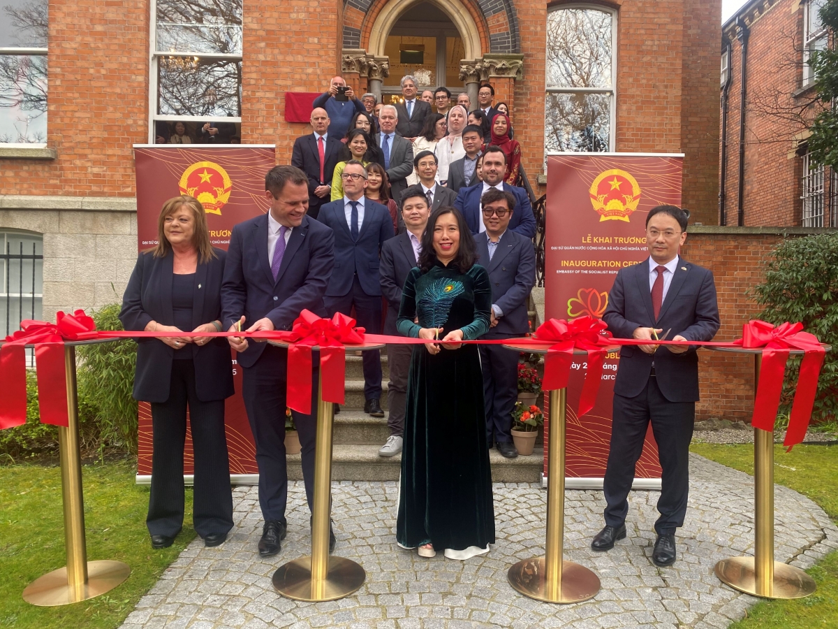 le khai truong Dai su quan viet nam tai ireland hinh anh 1