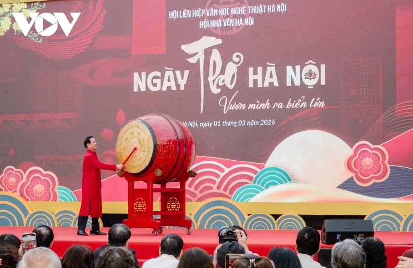 hanoi poetry day 2026 reflects aspiration towards the open sea picture 1