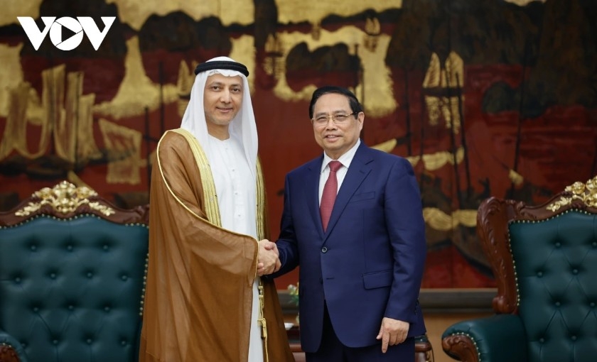 pm urges follow-up on outcomes of phone talks with uae president picture 1