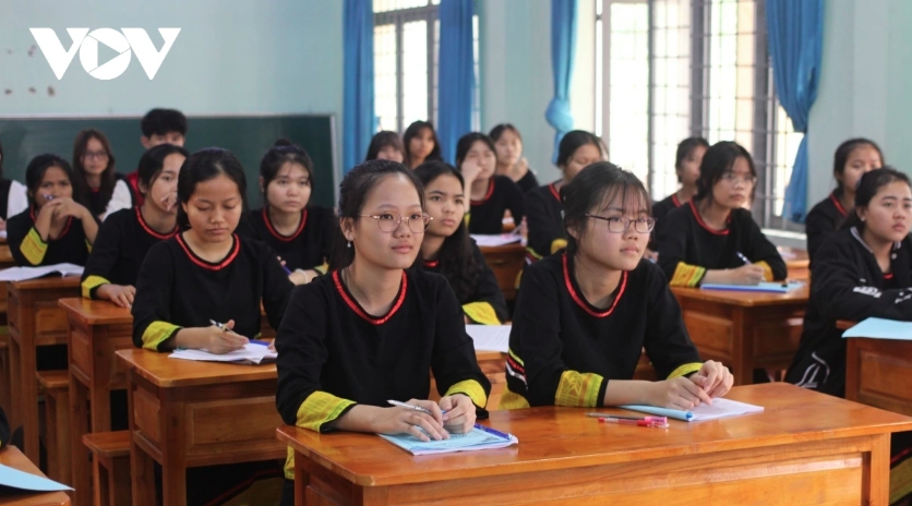 lan dau bo gd-Dt quy dinh day du ve mo hinh truong pho thong noi tru hinh anh 1