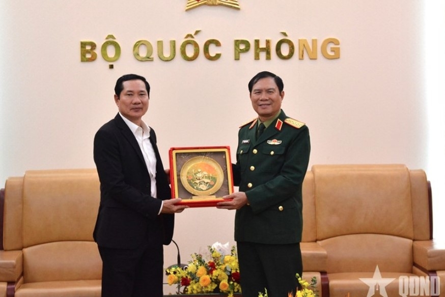 Vietnam, Laos strengthen defence cooperation