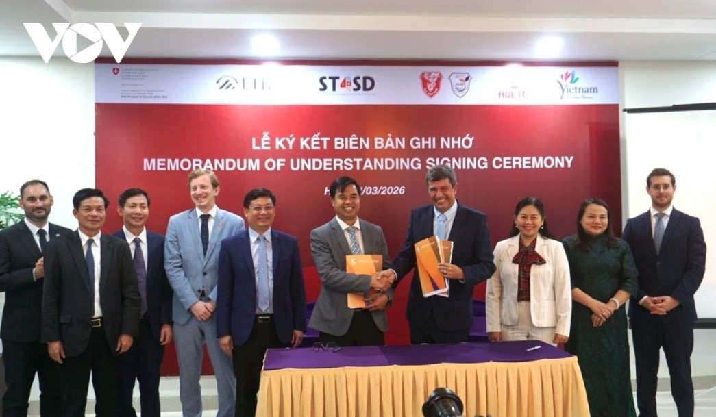 switzerland backs tourism and hospitality workforce development in hue picture 1