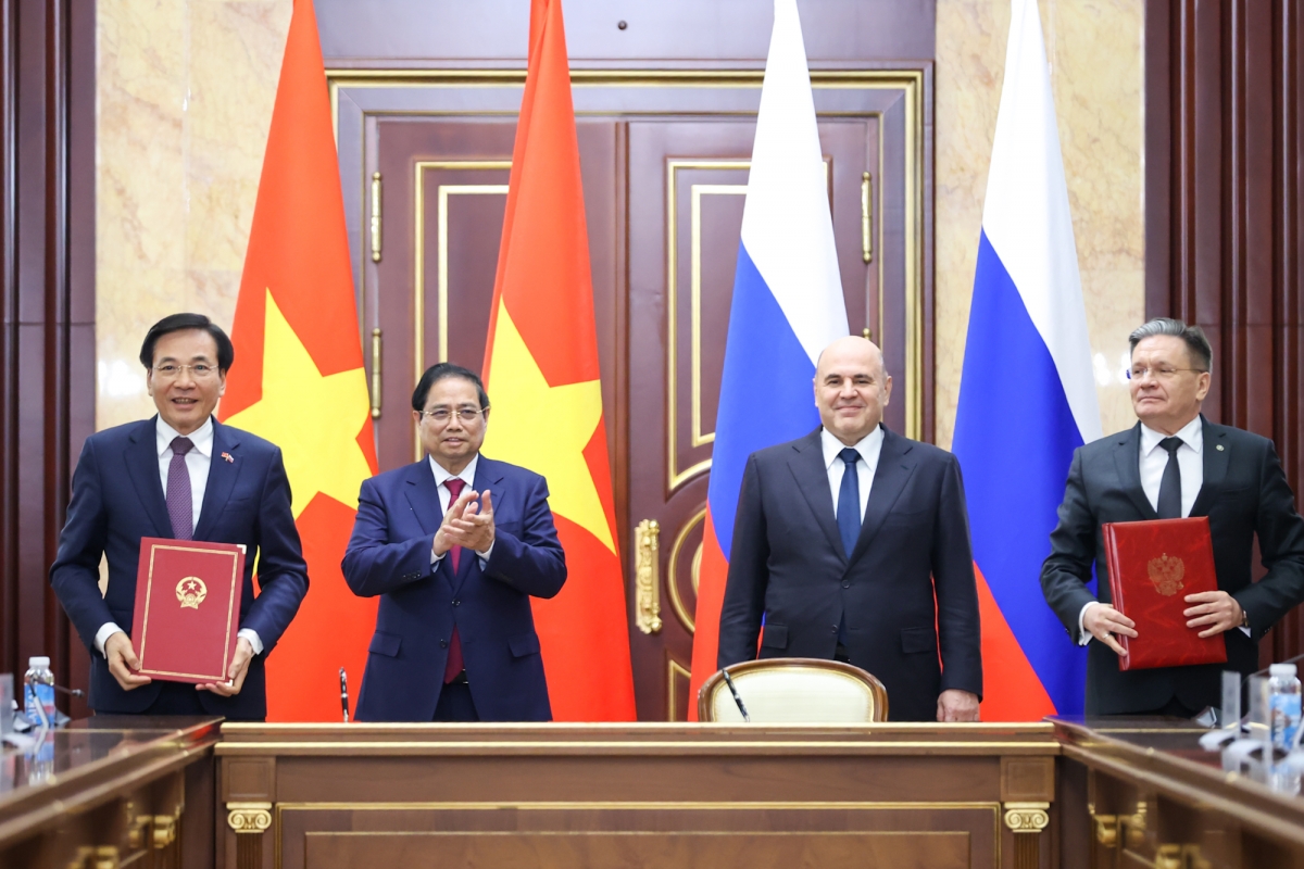 vietnam and russia boost energy cooperation, sign nuclear power deal picture 2