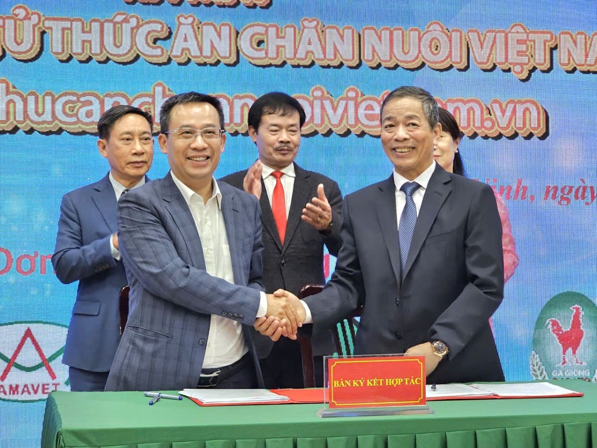 ra mat tap chi dien tu thuc an chan nuoi viet nam hinh anh 5