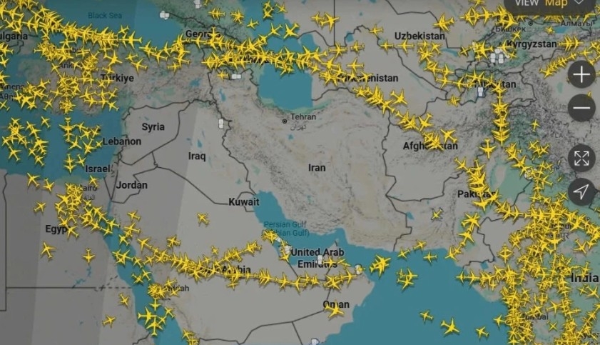 middle east airspace closures disrupt flights to vietnam, aircraft stranded at noi bai picture 2