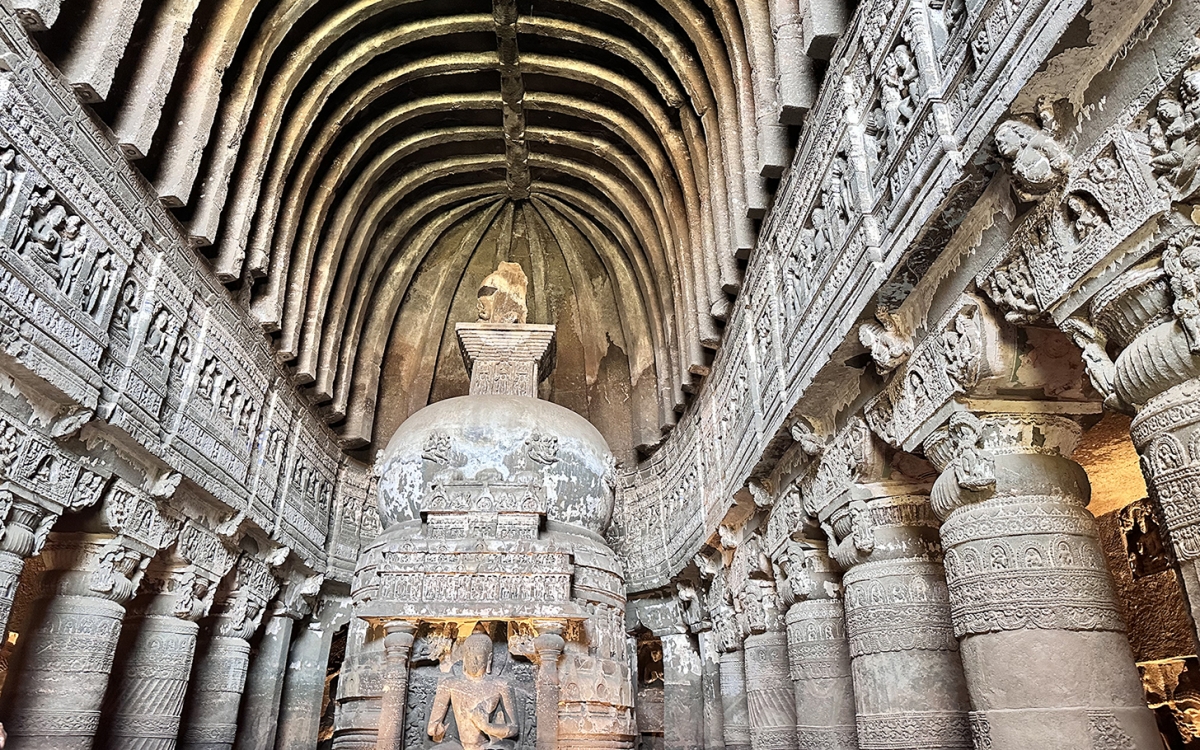 Khám phá vẻ đẹp của Quần thể hang động Ajanta (Ấn Độ)