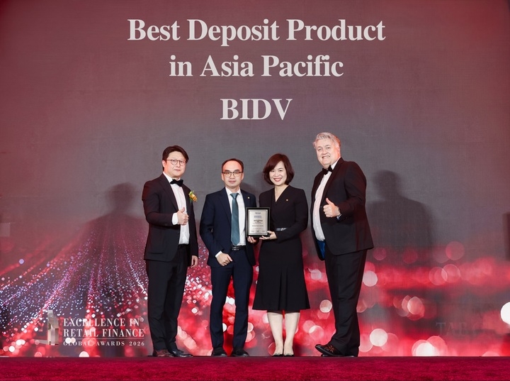 bidv nhan cu dup giai thuong tu the asian banker hinh anh 2