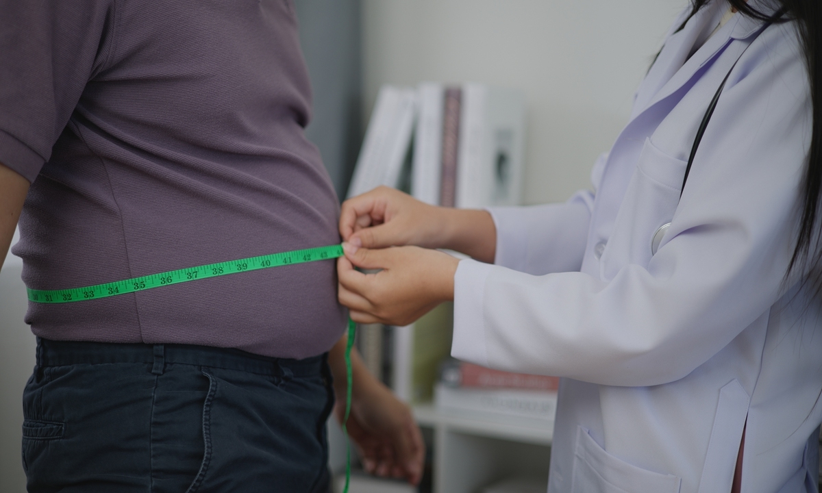 “Đổi mỡ thừa lấy thịt bò”: Thử thách giảm cân nhận nhiều lời khen ở Trung Quốc