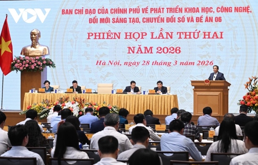 pm chinh proposes formation of government working group on strategic technologies picture 3