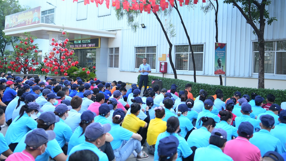 TP.HCM: Nhiều giải pháp hay tạo điều kiện cho công nhân đi bầu cử