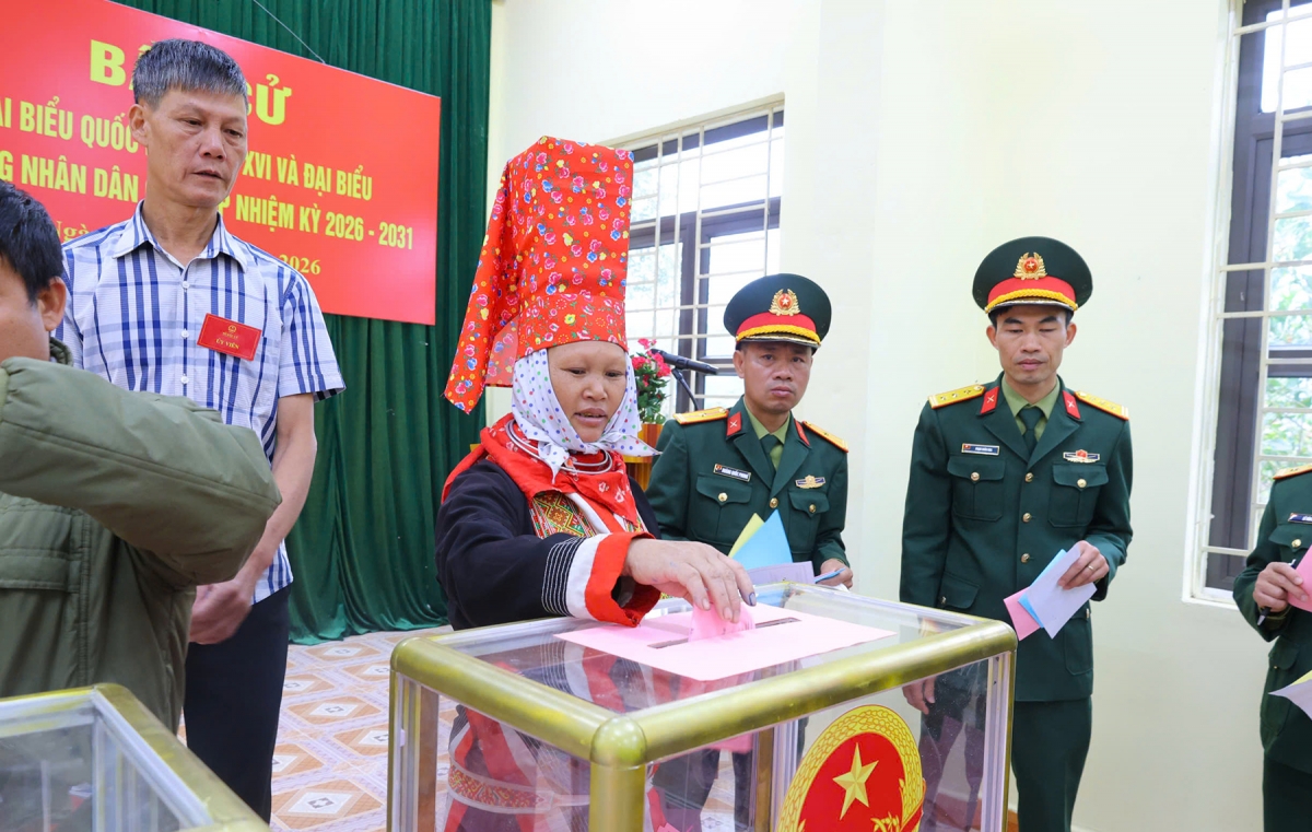 quang ninh cong bo 56 nguoi trung cu dai bieu hDnd tinh hinh anh 1