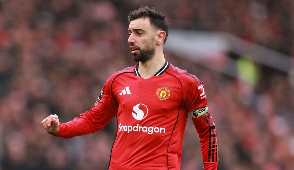 bruno fernandes pha ky luc cua beckham, hlv carrick lap cot moc lich su tai mu hinh anh 1
