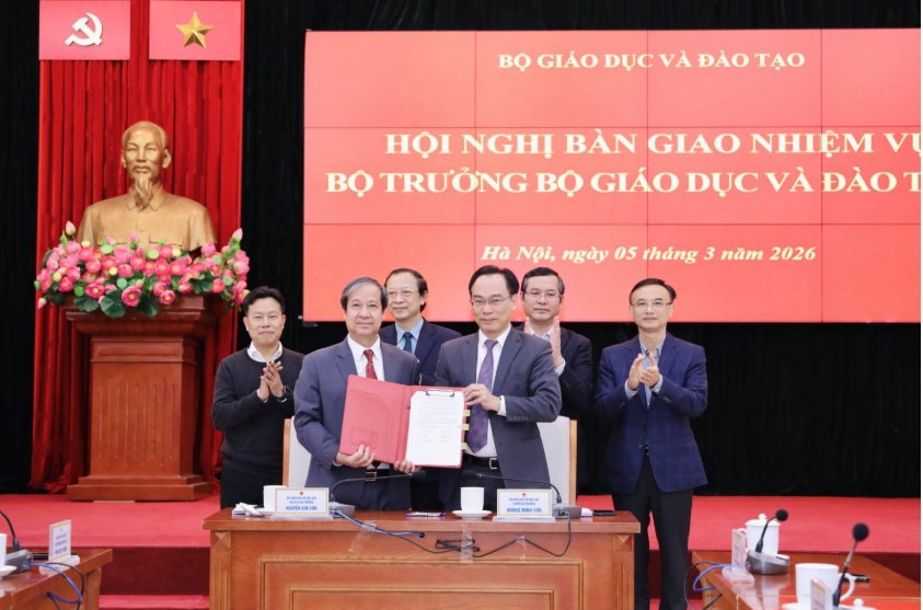 bo gd-Dt phan cong nhiem vu cua quyen bo truong hoang minh son va 3 thu truong hinh anh 1