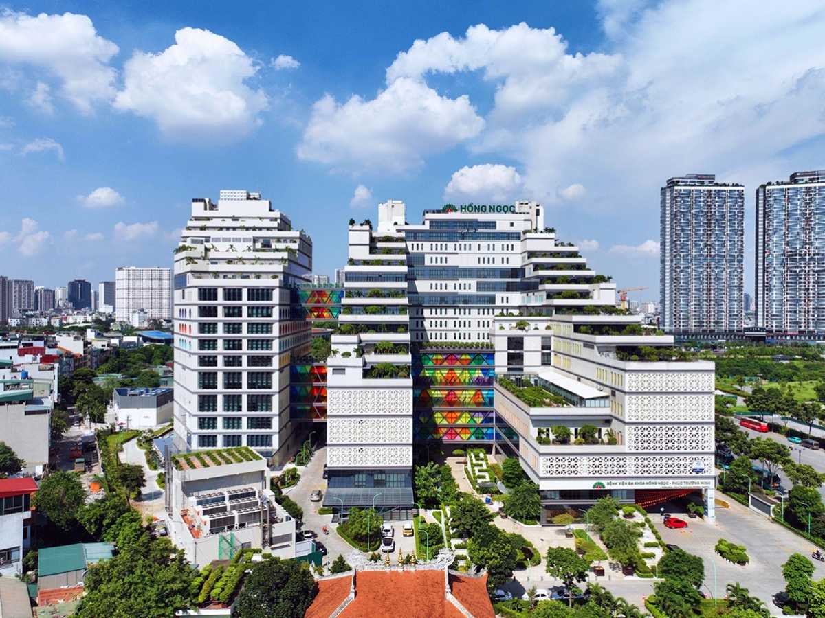 hong ngoc general hospital gains trust among international patients in hanoi picture 2
