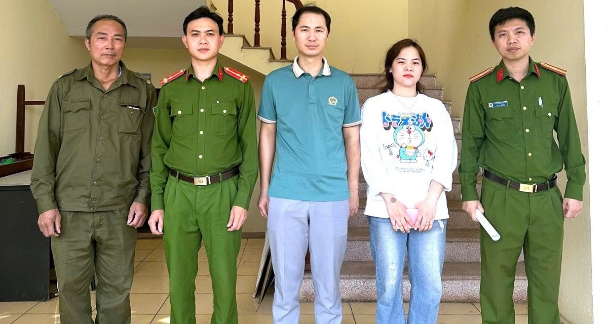 nhan gan 1 ty dong chuyen nham, nguoi dan ong ninh binh nho cong an tra lai hinh anh 1