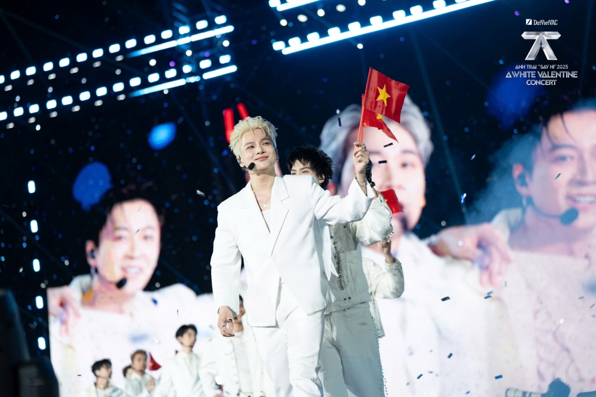 dan anh trai khuay dong my Dinh trong concert valentine dac biet hinh anh 2