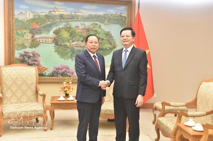 deputy pm receives cambodian minister of cult and religion in hanoi picture 1