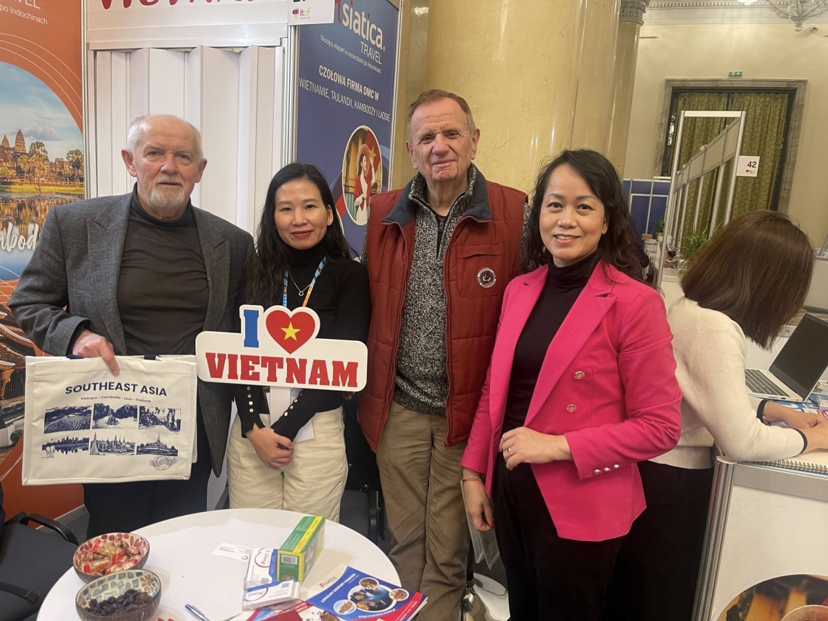 Kiều bào hướng về Ngày bầu cử: Kỳ vọng cho giai đoạn phát triển mới của đất nước