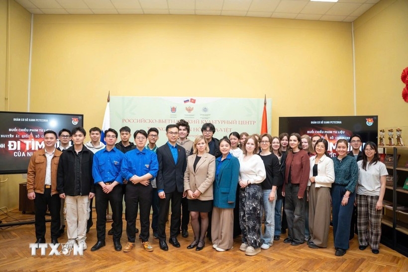 Vietnamese youth in Russia promote volunteer spirit during Youth Month