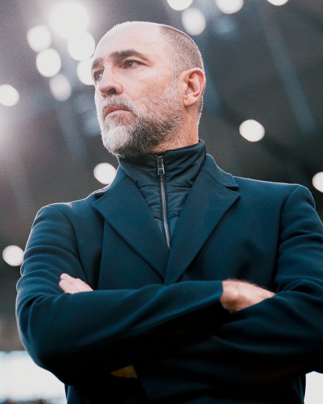 Tottenham sa thải HLV Tudor giữa áp lực trụ hạng