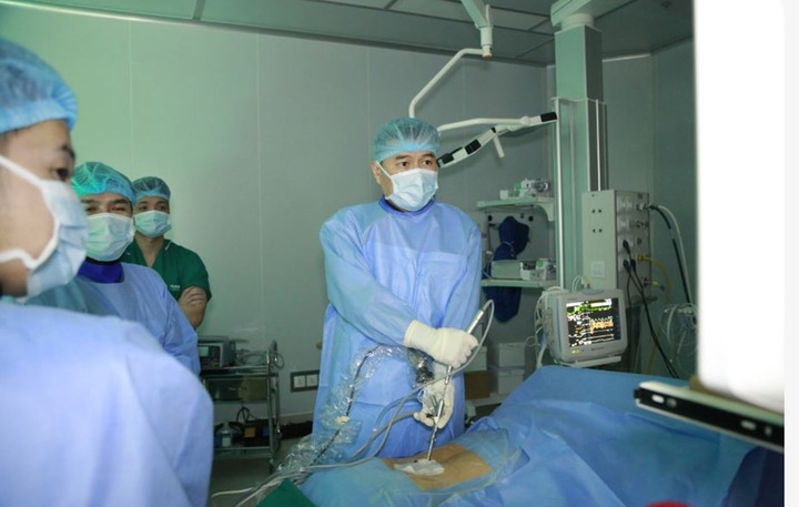 ngoi nhieu, it van dong, co gai tre suyt liet vi thoat vi dia dem co hinh anh 1